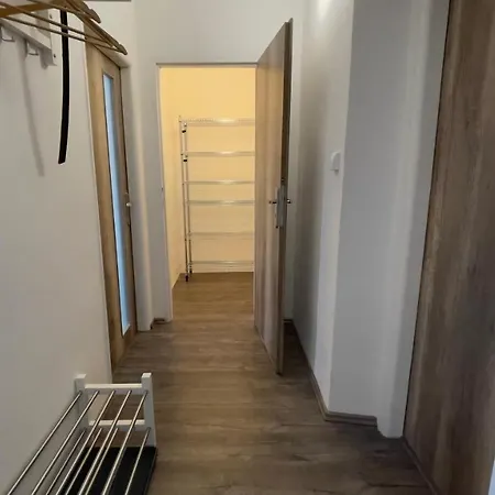 R&j Apartamento Broumov