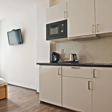 R&j Apartamento