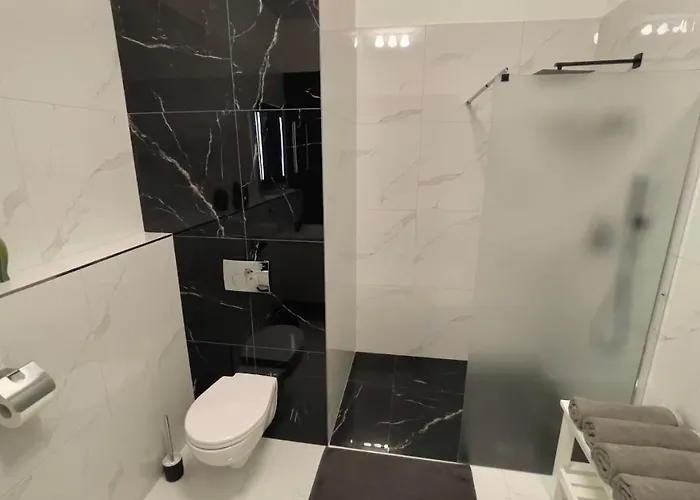 R&j Apartment